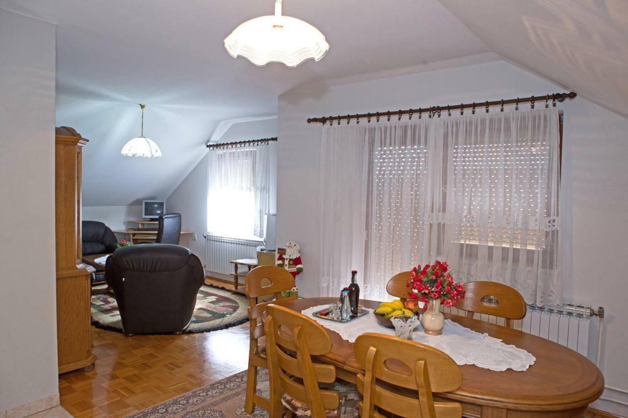 Apartman Dubravcic Apartment Otočac Exterior foto