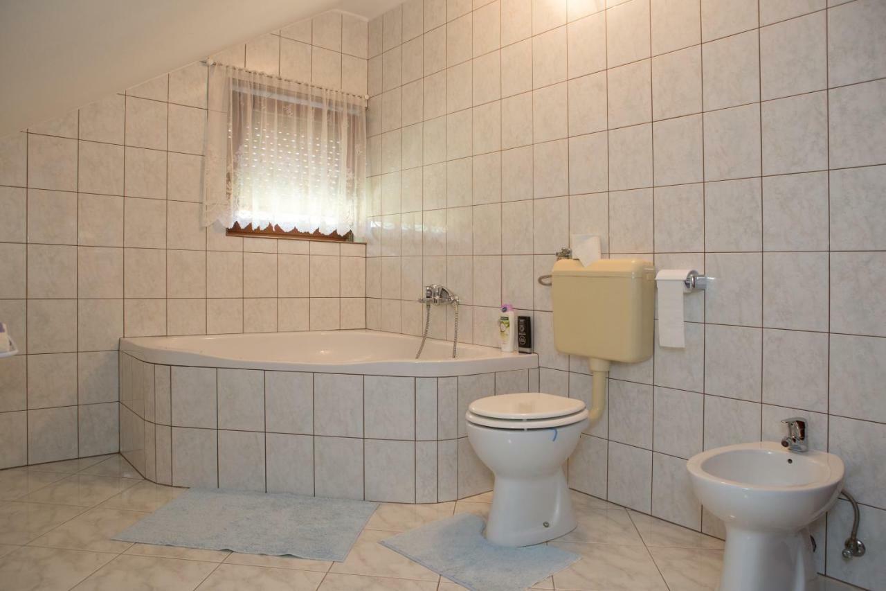 Apartman Dubravcic Apartment Otočac Exterior foto